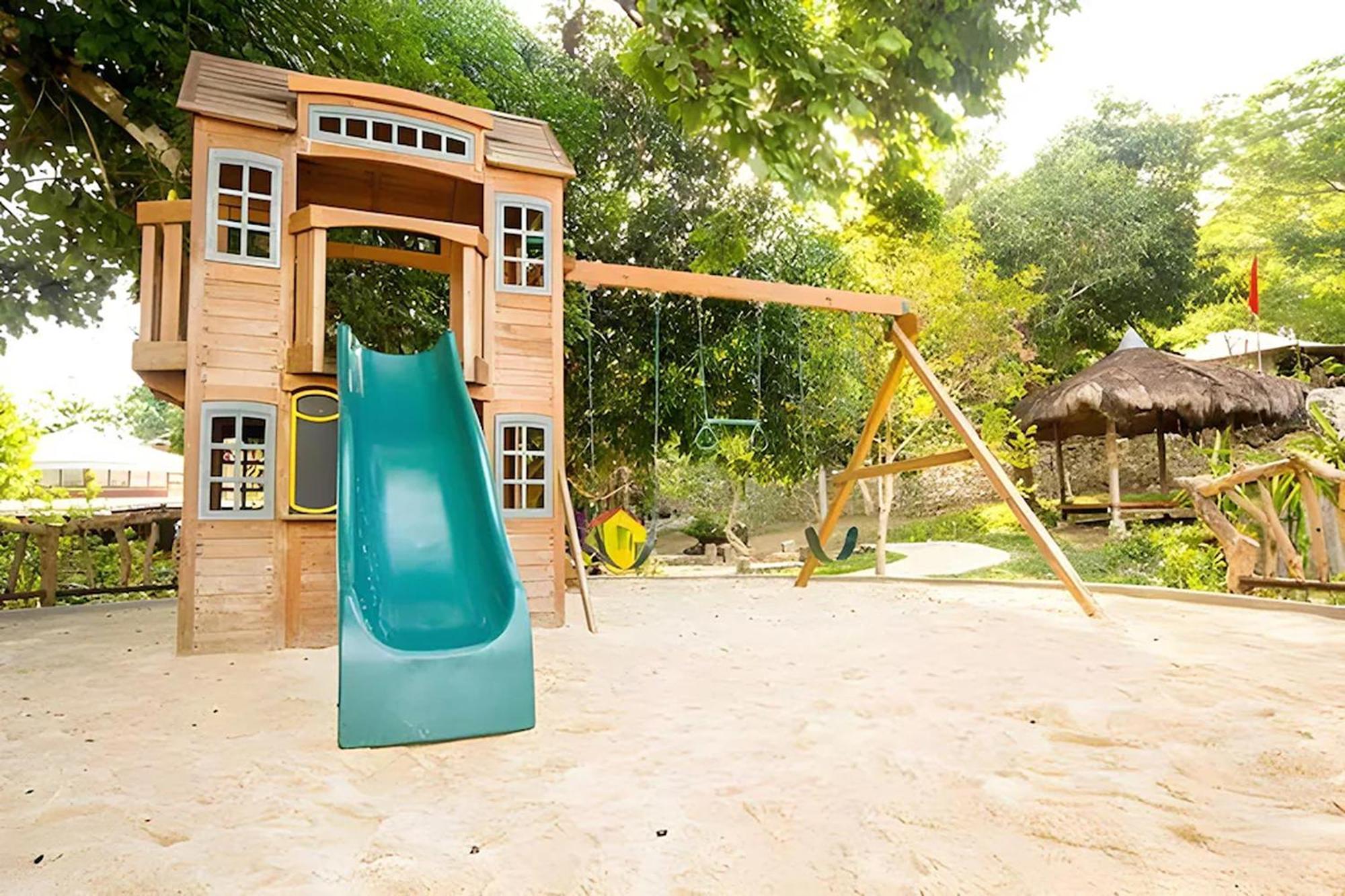 Oldwoods By The Sea Nature Resort Bani Pangasinan Exterior foto
